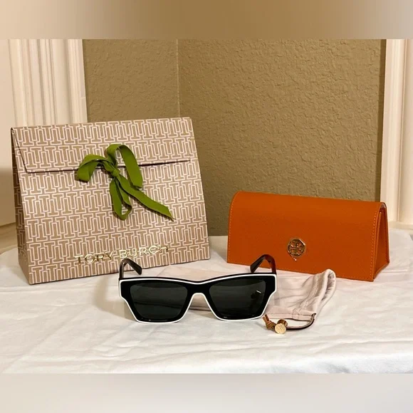 Tory Burch Black and White Sunglasses - Picture 1 of 6